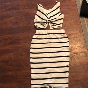 Midi knitted crop top set